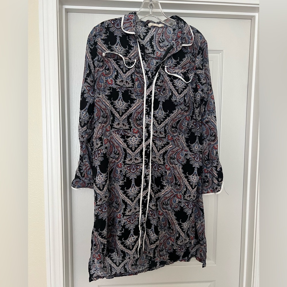 Worn and washed once • Hazel • medium nightgown pajama pjs